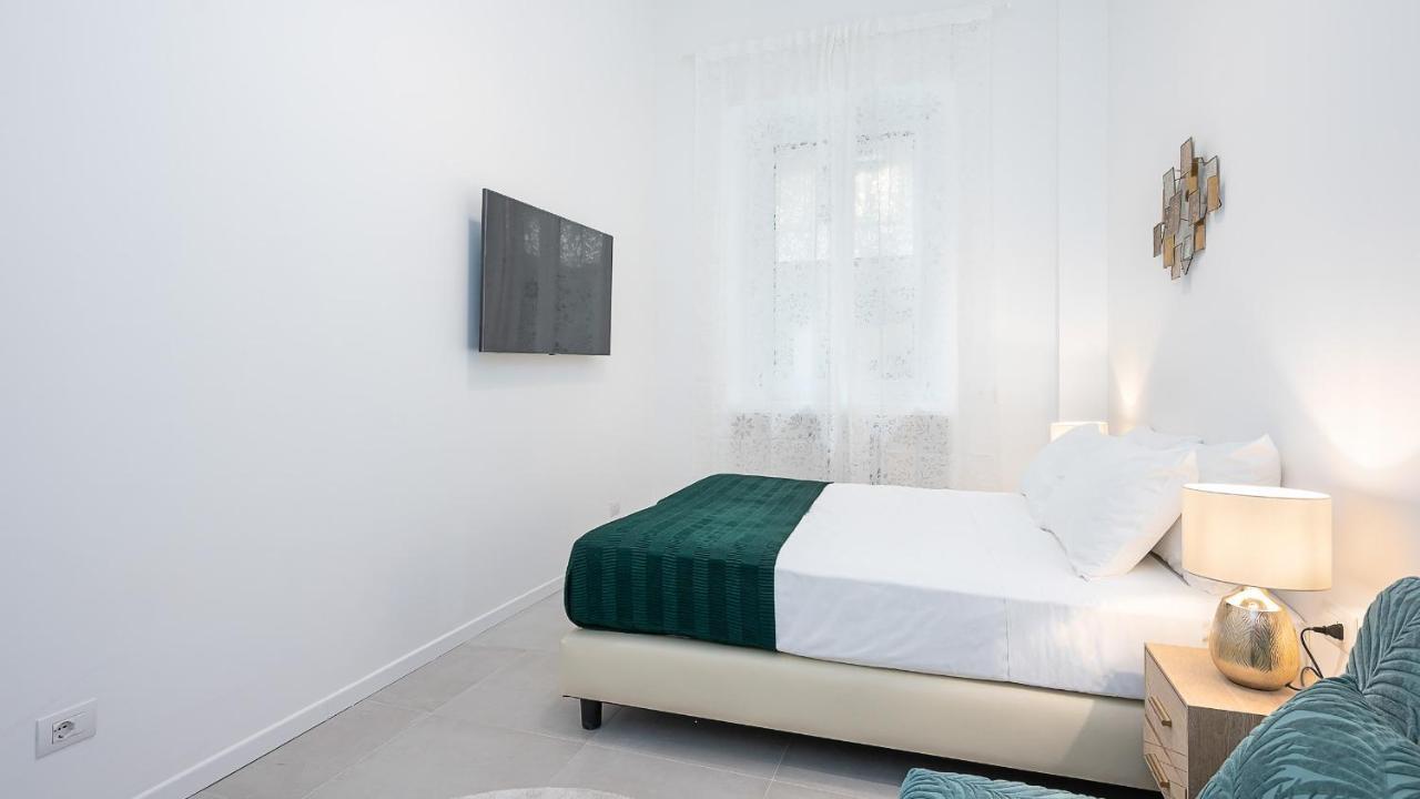 Classbnb - Due Moderni Appartamenti A 1Km Dall'Arco Della Pace Milano Exterior foto