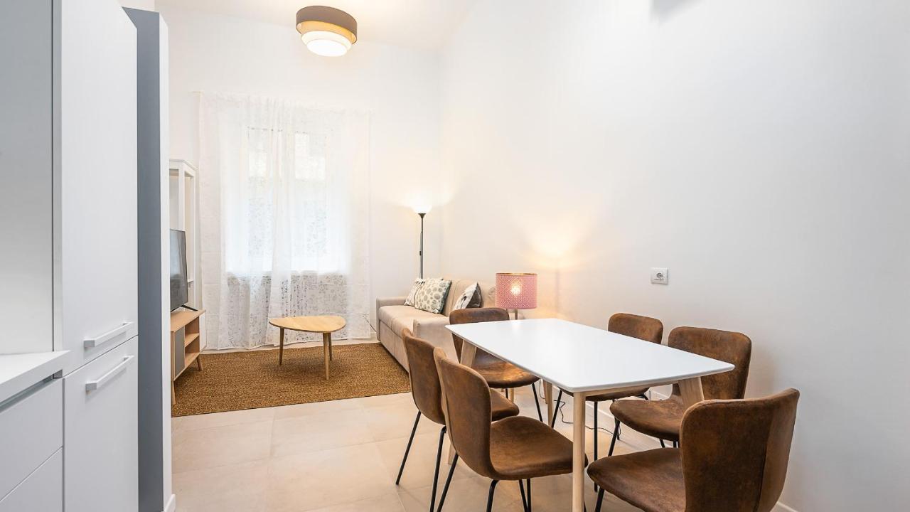 Classbnb - Due Moderni Appartamenti A 1Km Dall'Arco Della Pace Milano Exterior foto